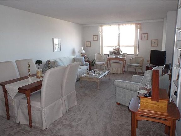 5th image of 2621 Cove Cay Dr Unit 702