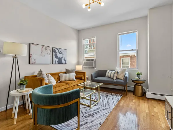 58 Vernon St, New Haven, CT