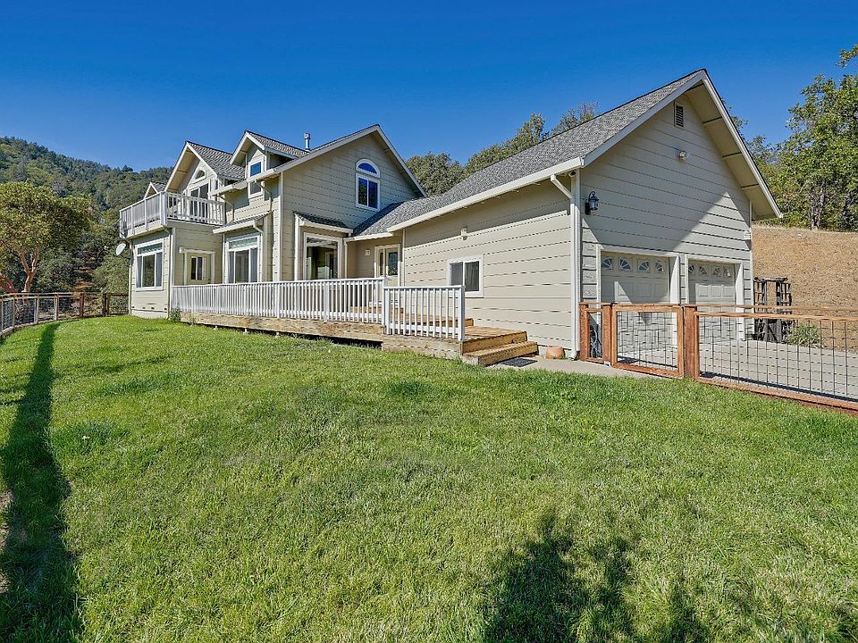 1st image of 1096 Helen Avenue