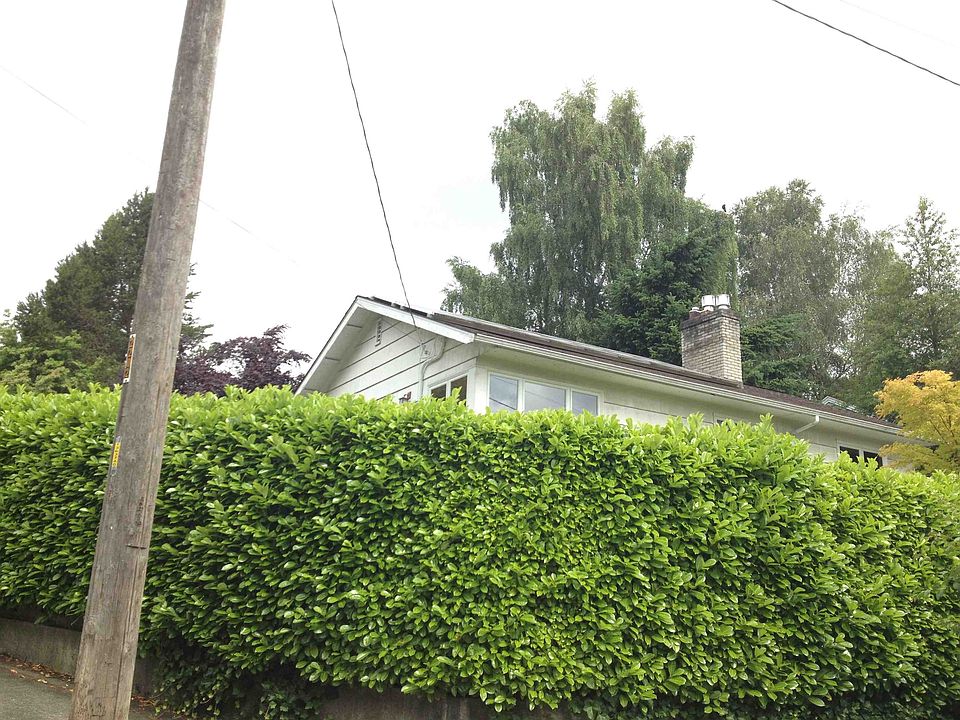 2nd image of 7704 22nd Ave NE