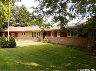 950 Pittsford Mendon Center Rd, Pittsford, NY 14534