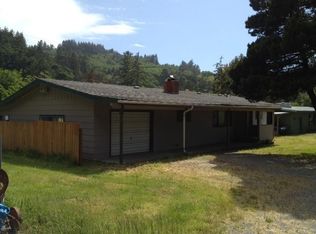 28226 Mateer Rd, Gold Beach, OR 97444