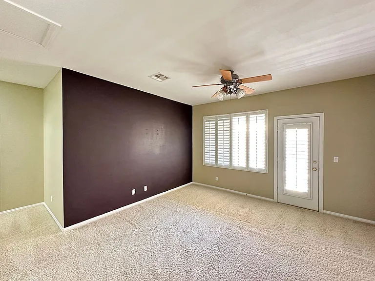10661 Blue Nile Ct — Photo 14