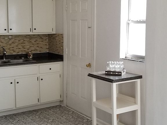 3rd image of 3374 Mabry Ter