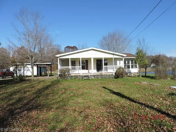 5011 Parkview Rd, West Farmington, OH 44491