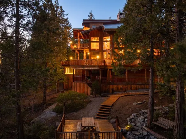 39553 Crest Point Ln, Shaver Lake, CA 93664