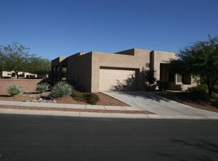 13852 N Topflite Dr, Oro Valley, AZ 85755