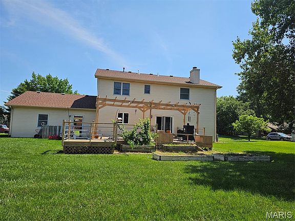 2nd image of 611 Brook Stone Ct