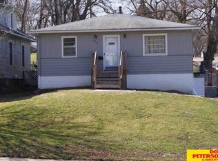 6227 Blondo St, Omaha, NE 68116