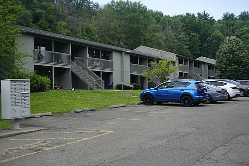 117 Bornt Hill Rd #1 Photo 1