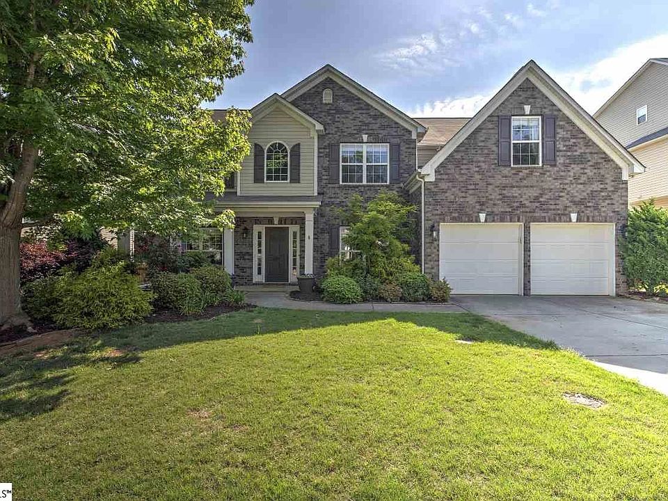 1st image of 204 Heritage Point Dr