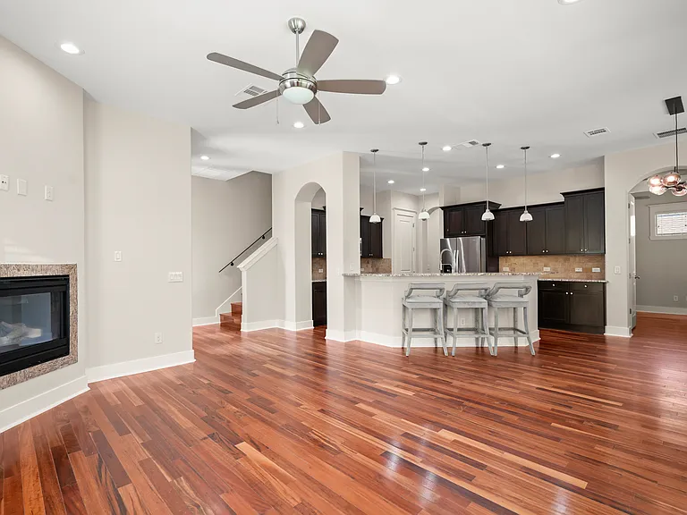 5516 Link Ave — Photo 3