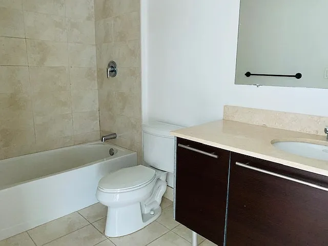 1900 N Bayshore Dr #1-1705-1 — Photo 8