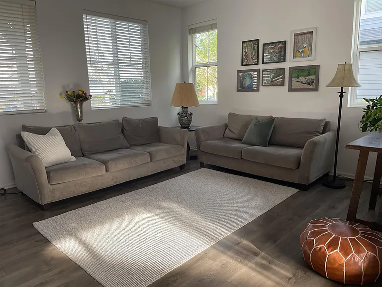 1635 Hamlet Ln — Photo 18