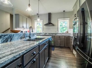 139 State St, Gorham, ME 04038