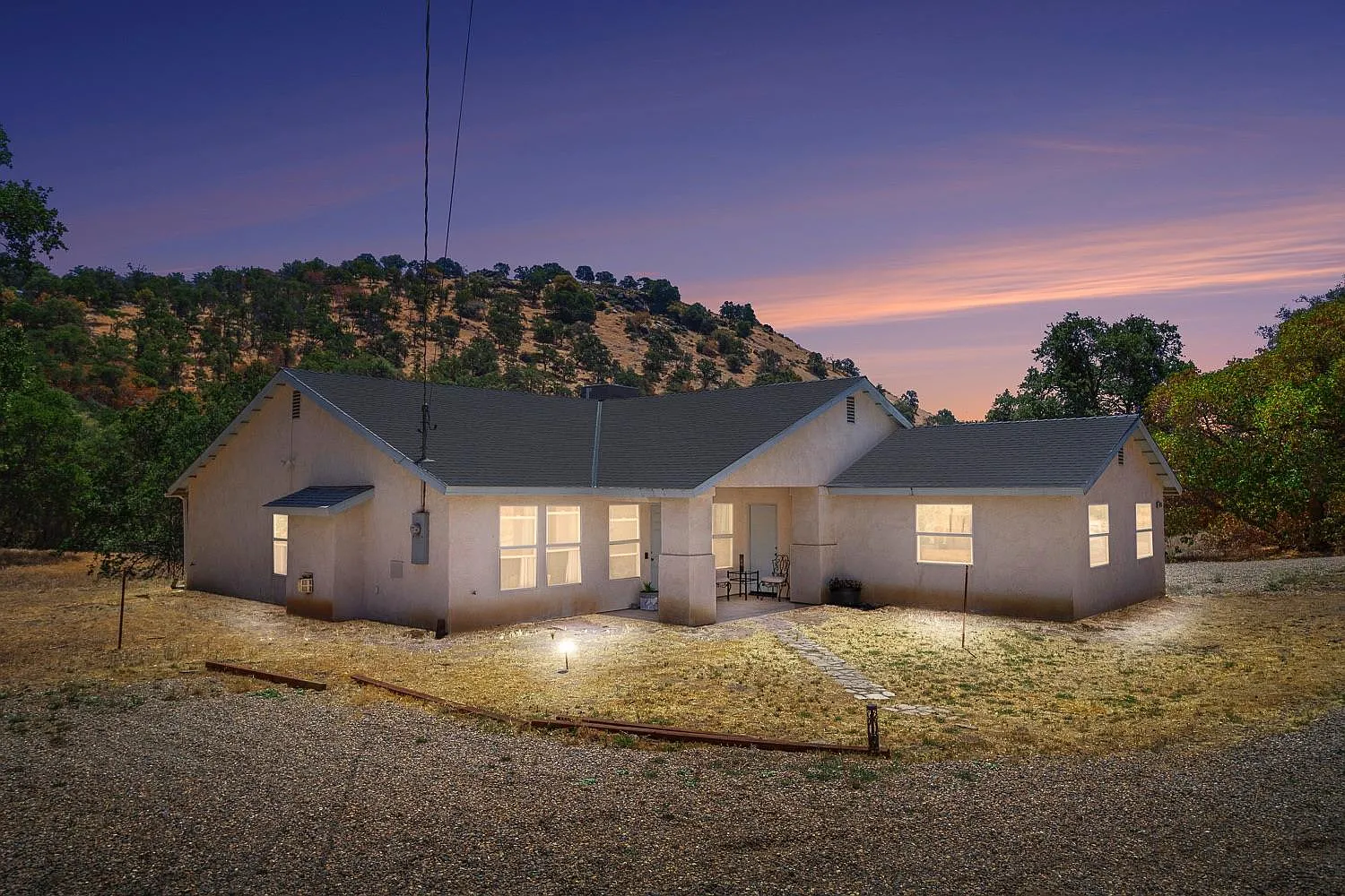 46719 Creekside Rd photo 1