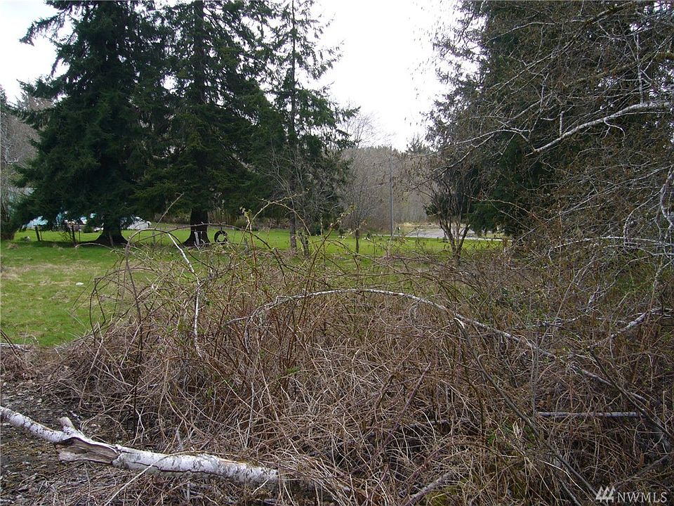 2nd image of 999 K St