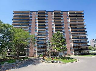 12 Rockford Rd #603, Toronto, ON M2R 3A2