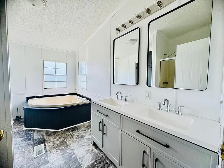 982 Faulkner Town Rd — Photo 11