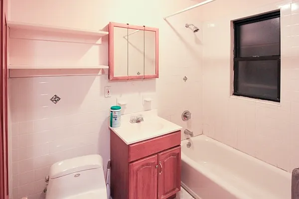 Rented by Horowitz Real Estate | media 3