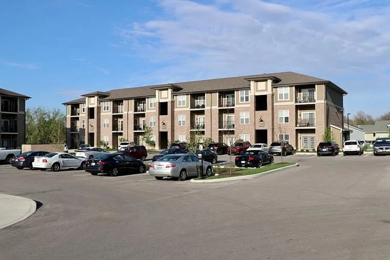 Cox Creek at Reagan Crossing Apartments — Photo 10