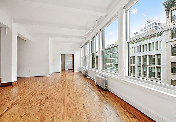 3rd image of 126 W 22nd St APT 9N