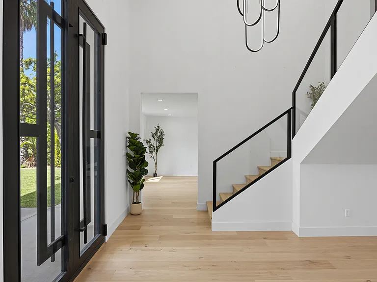 18101 Green Meadow Dr — Photo 25