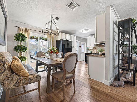 5th image of 13914 Catina Ln