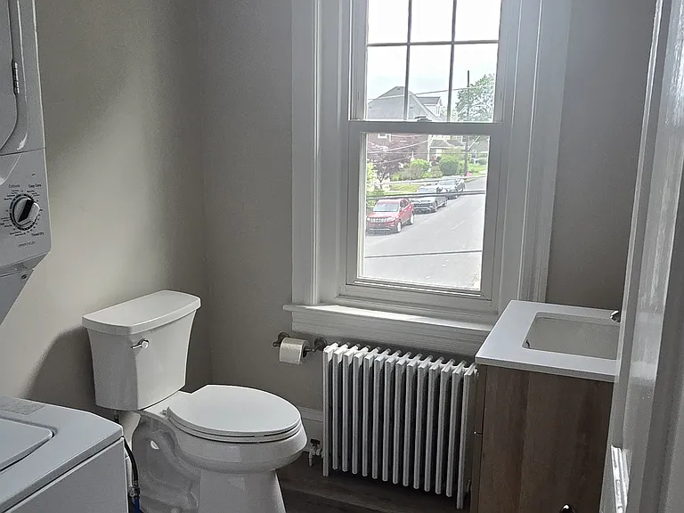 236 Madison Ave — Photo 16