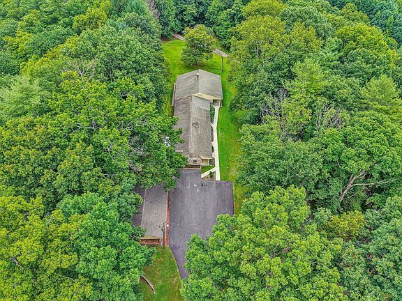 5th image of 5885 Bent Mountain Rd