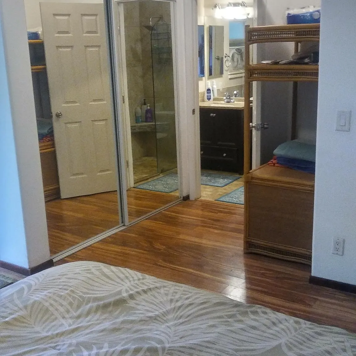 Studio, 600 sqft, $1,800 — Photo 3