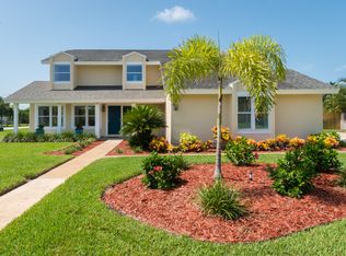 493 N River Oaks Dr, Indialantic, FL 32903