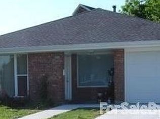 4804 Ithaca St, Metairie, LA 70006