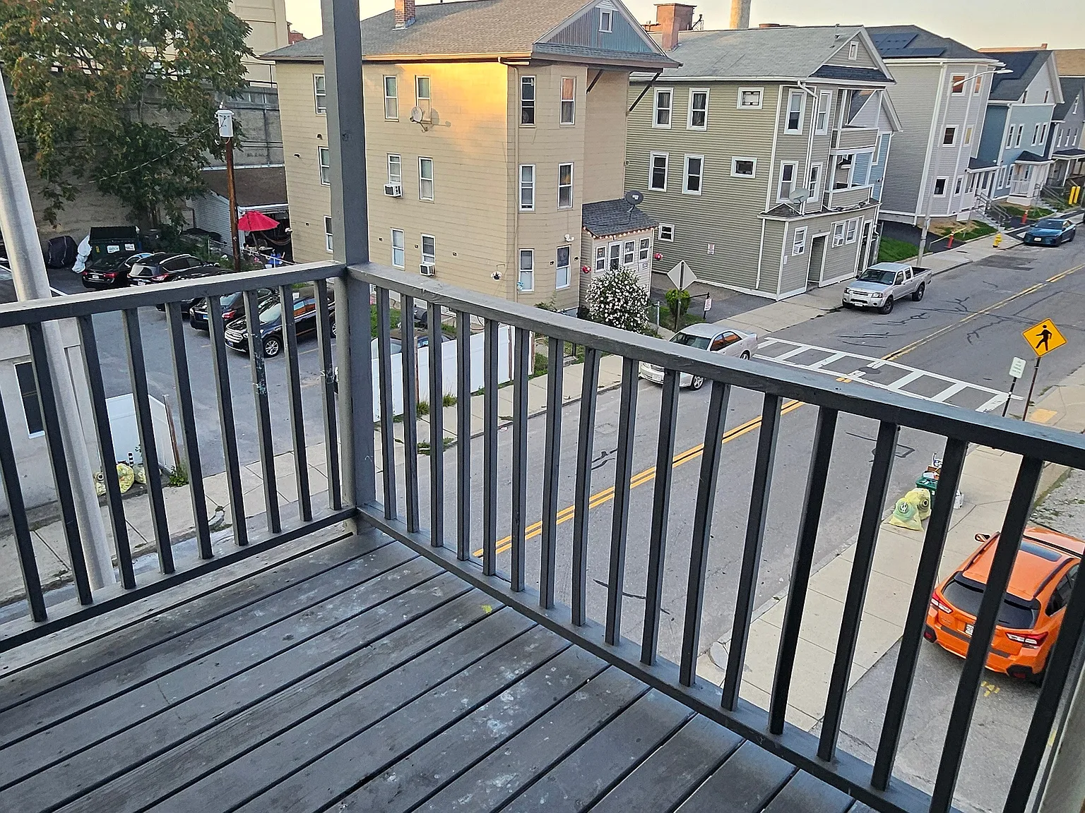 4 bed, 1500 sqft, $2,600 — Photo 1
