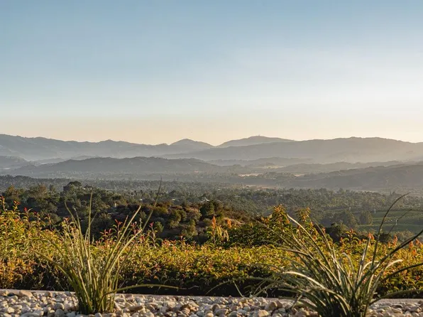 1465 Foothill Rd, Ojai, CA 93023