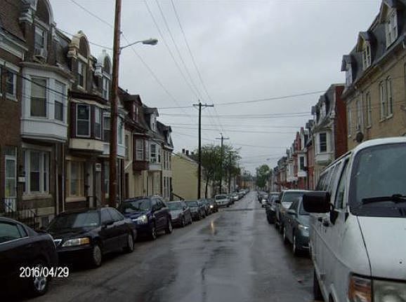 2nd image of 535 E Walnut St