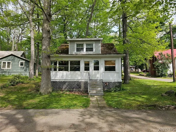 3929 Janes Ave, Castile, NY 14427