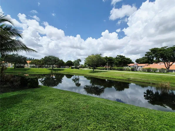 3370 Pinewalk Dr N APT 1216, Pompano Beach, FL 33063