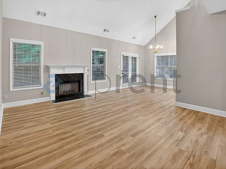 4584 Garden City Dr — Photo 19