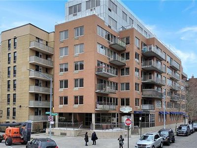 1182 Brighton Beach Ave #3C, Brooklyn, NY, 11235