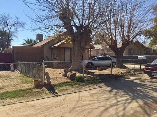 2nd image of 215 E Moneta Ave