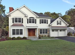 49 Wildwood Rd, Scarsdale, NY 10583