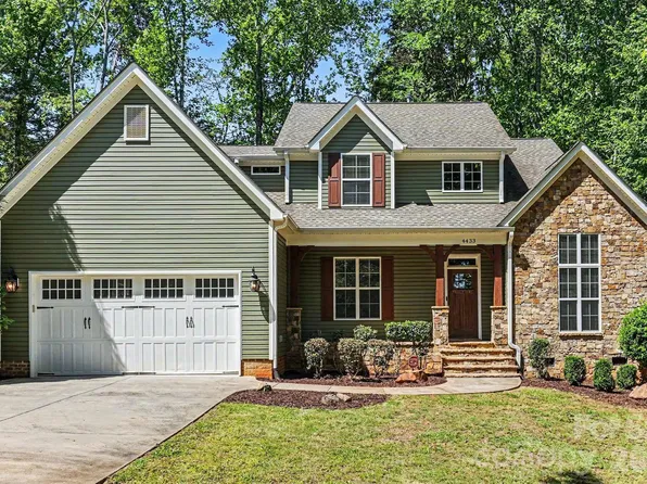 4433 Brookwood Rd, Charlotte, NC 28215