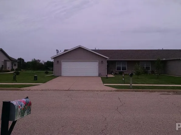 516 S Stillwater Dr, Chillicothe, IL 61523