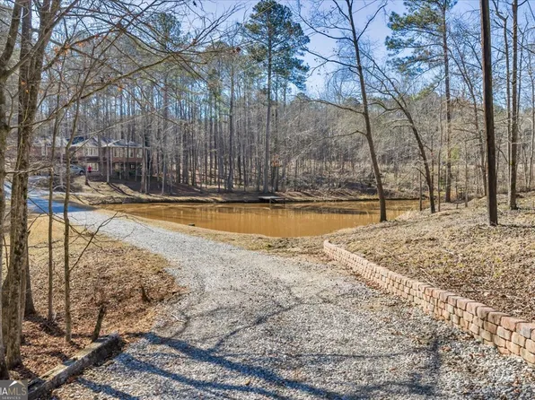 204 Creekside Dr, Gray, GA 31032