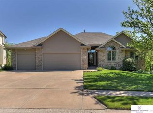 6923 S 159th St, Omaha, NE 68136