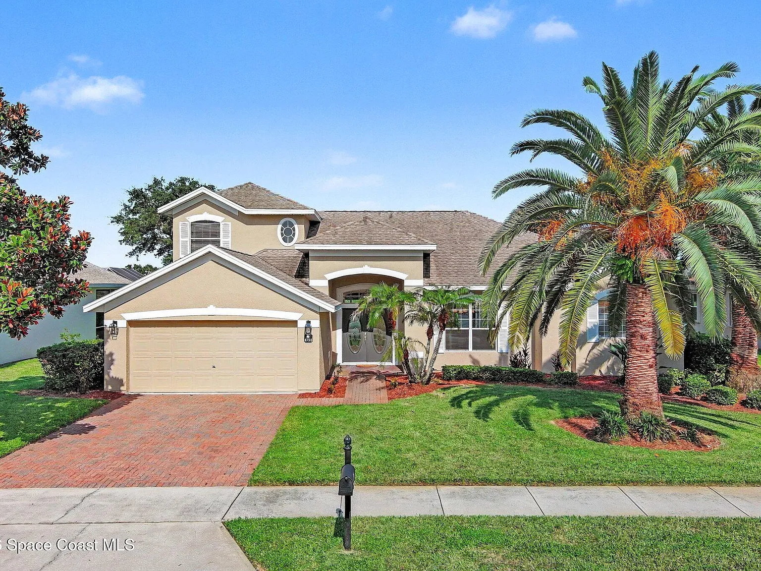 5 bed, 3.0 bath, 2854 sqft, $4,050 — Photo 2