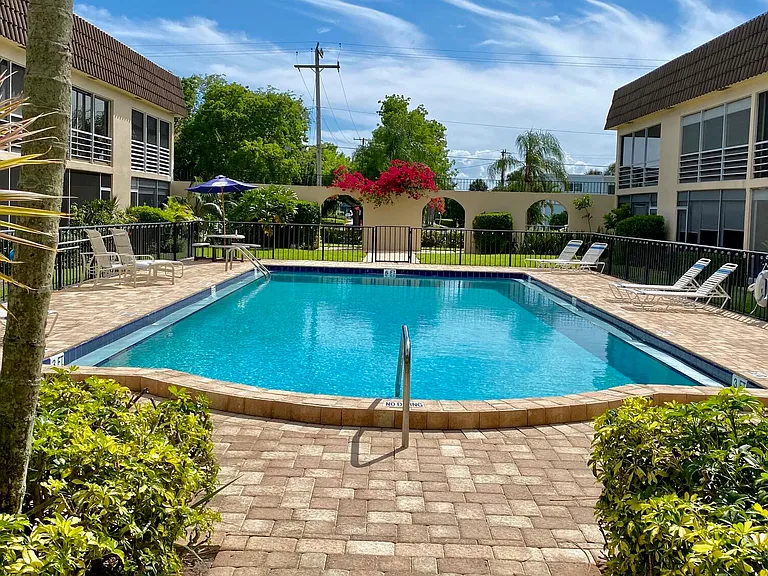 Exterior of property at 342 Southwind Dr