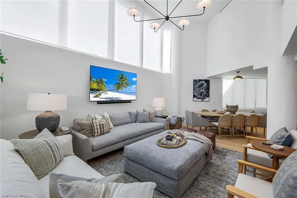 3 bed, 3.5 bath, 3125 sqft, $30,000 — Photo 4