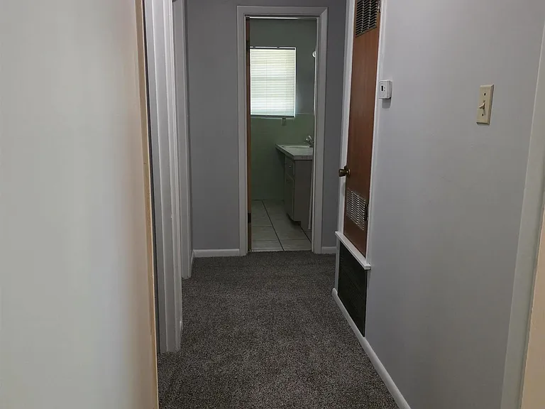 300 Hayes St — Photo 5